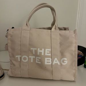 THE TOTE BAG